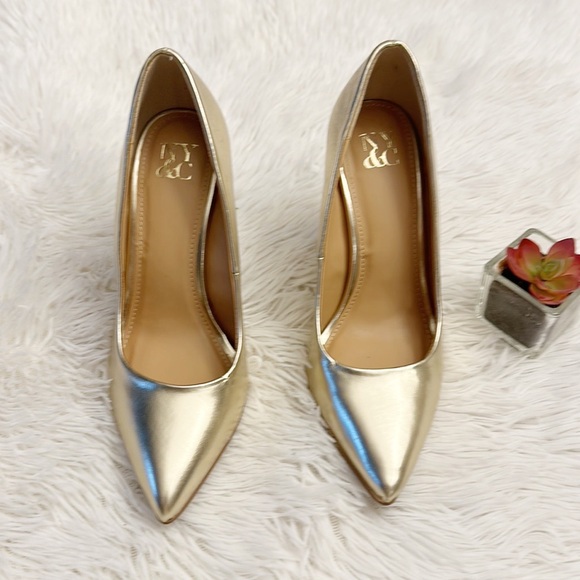 NY & Co. Madison Gold metallic leather pointed toe pumps heels women size 7 - Picture 3 of 9